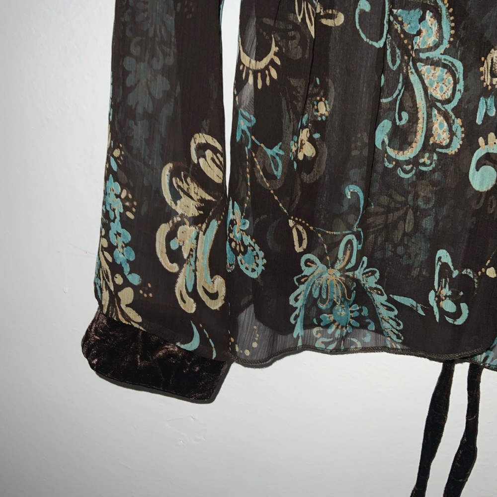 Sheer blouse - Picture 4 of 6